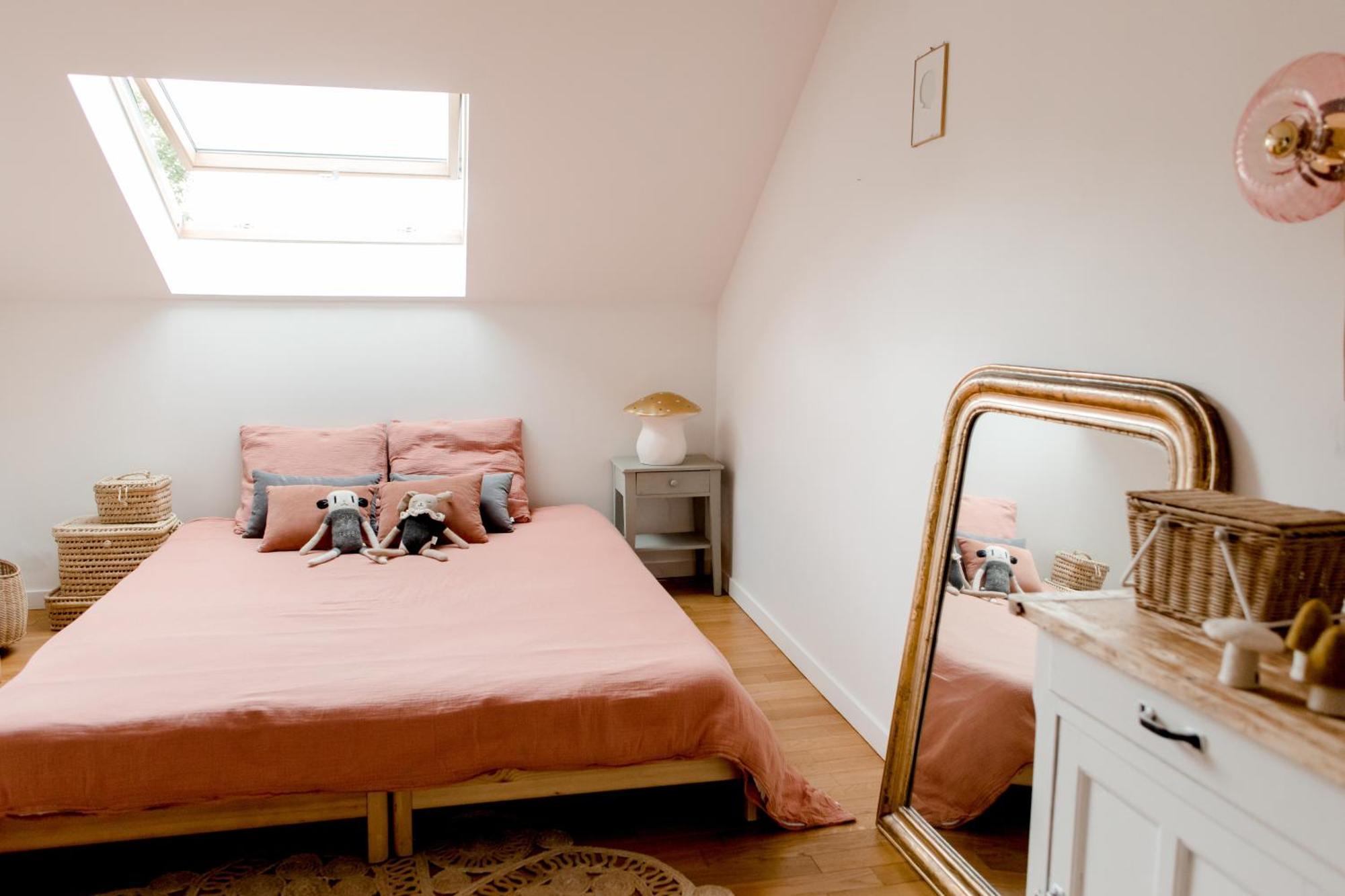 Chambres dans maison familiale avec jardin et studio au sein du Triangle d'Or de Rueil Malmaison, aux portes de Paris et la Défense Exterior foto
